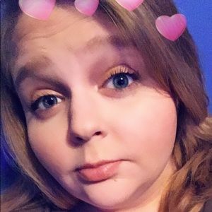 Meet your Posher, Brittney